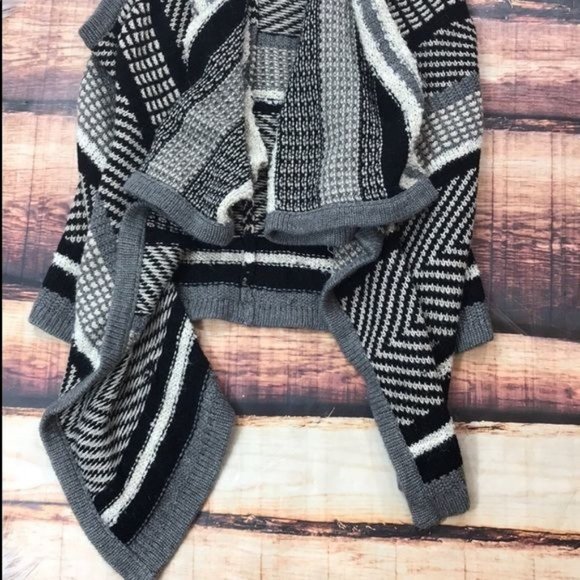 RELISTED A.N.A. Sweater Vest -Black White Striped - Picture 3 of 6